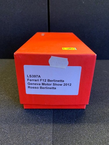 1:43 Looksmart LS397A Ferrari F12 Berlinetta - Salone di Ginevra 2012 Limited - Foto 13 di 14