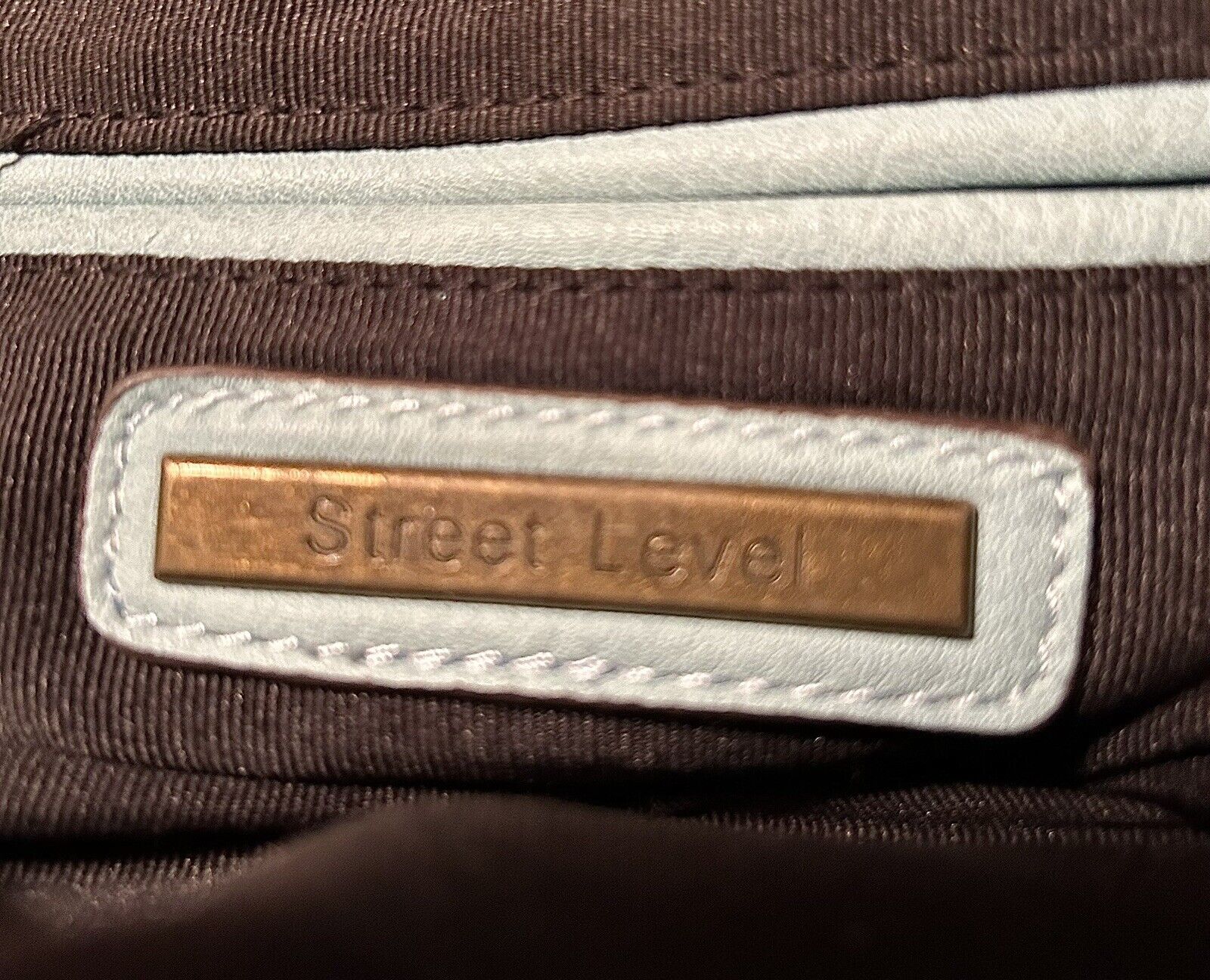 Picture 2 of 6
