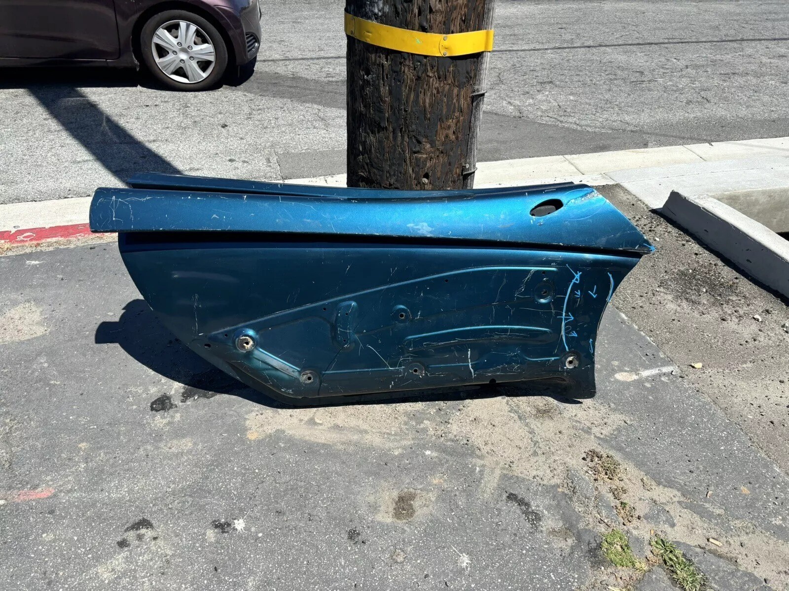 McLaren 570 570s Passenger side Front Door Shell OEM (RH)