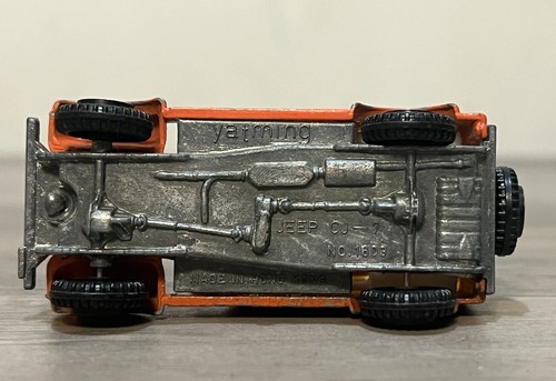 Vintage Yat Ming #1603 Jeep CJ-7 Hard Top Orange w/Metal Base CJ-7 Hong Kong - Picture 9 of 9