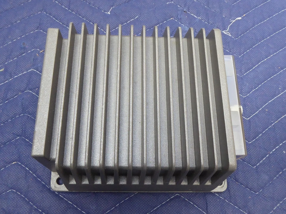 Convertidor Curtis Alta Potencia DC-DC 24/36 a 28 V Foto 2 de 3