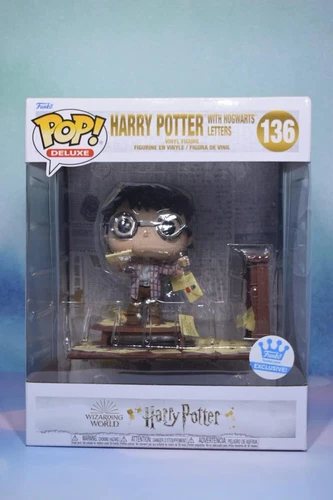 Funko Pop! Deluxe: Harry Potter - Harry Potter with Hogwarts Letters -DMG BOX