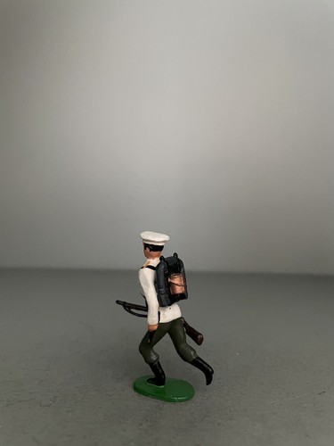 Lead Toy Soldier. German Kriegsmarine at the trail. - Picture 4 of 6
