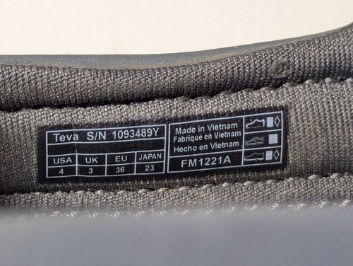 Teva Tanza Youth Sandals Size 4 Unisex Blue Hook & Loop Water Shoe 1093489Y - Picture 13 of 13