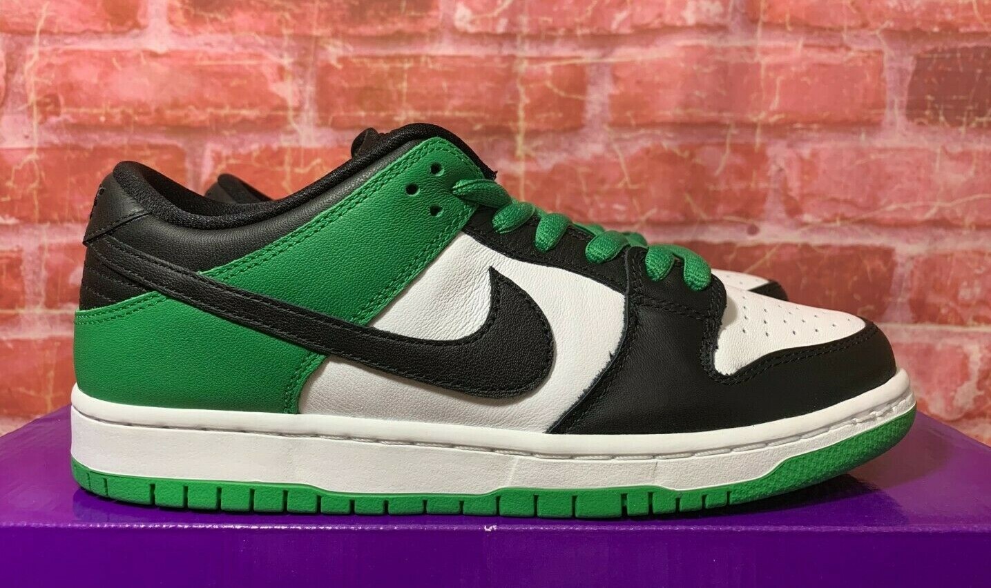 Size 9.5 - Nike SB Dunk Low Classic Green for sale online | eBay