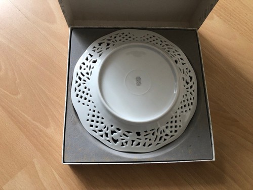 Schumann Sammelteller Durchbruchporzellan Goldrand Rosendekor Ø 19 cm, NEU OVP - Bild 3 von 9
