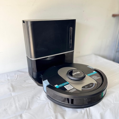 Shark RV2502AE/RV2520A AI Ultra Robot Vacuum with XL HEPA SelfEmpty Base(TESTED) - Picture 4 of 8