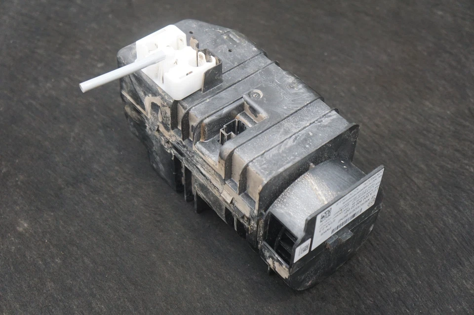 Dynamic Seat Vacuum Pump Assembly 0008002200 Mercedes S560 W222 2018-2020 *Note* - Image 3 of 4