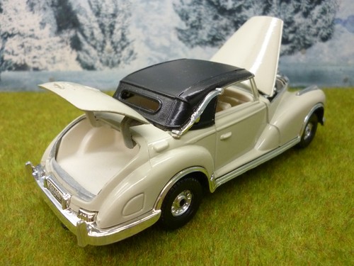 CORGI Classics : 1953 MB 300S Nr. 805 Grau 1:43 Absoluter "NEU" Zustand in OVP ! - Bild 16 von 23