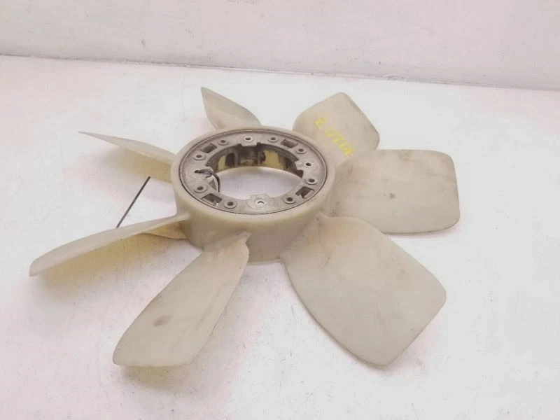 98-04 TOYOTA LAND CRUISER 4.7L 8CYL 7 ASPAS RADIADOR MONTAJE VENTILADOR REFRIGERACIÓN Foto 3 de 4