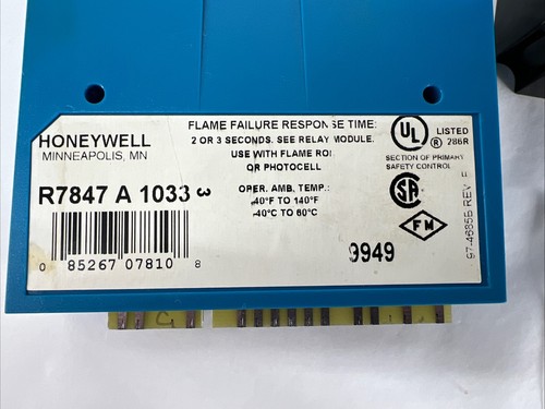 Honeywell RM7890 A 1015 Burner Control, w/ Rectif. Flame Amplifier, Q7800 F 1004 - Picture 18 of 21