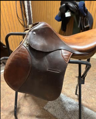 16  Crosby All Purpose Saddle