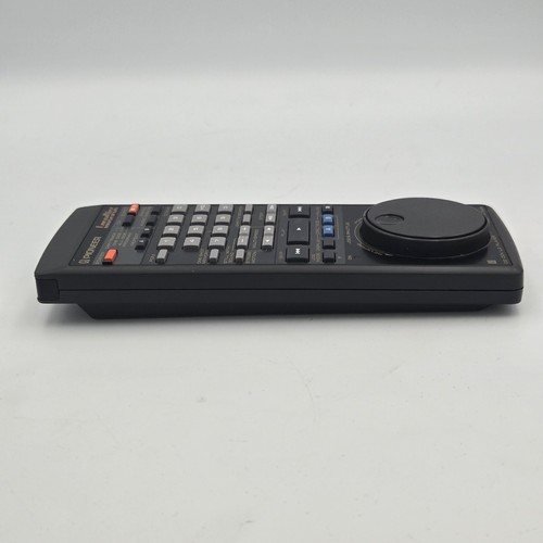Pioneer CU-CLD038 LaserDisc Remote For Model CLD-3090 - Picture 6 of 8