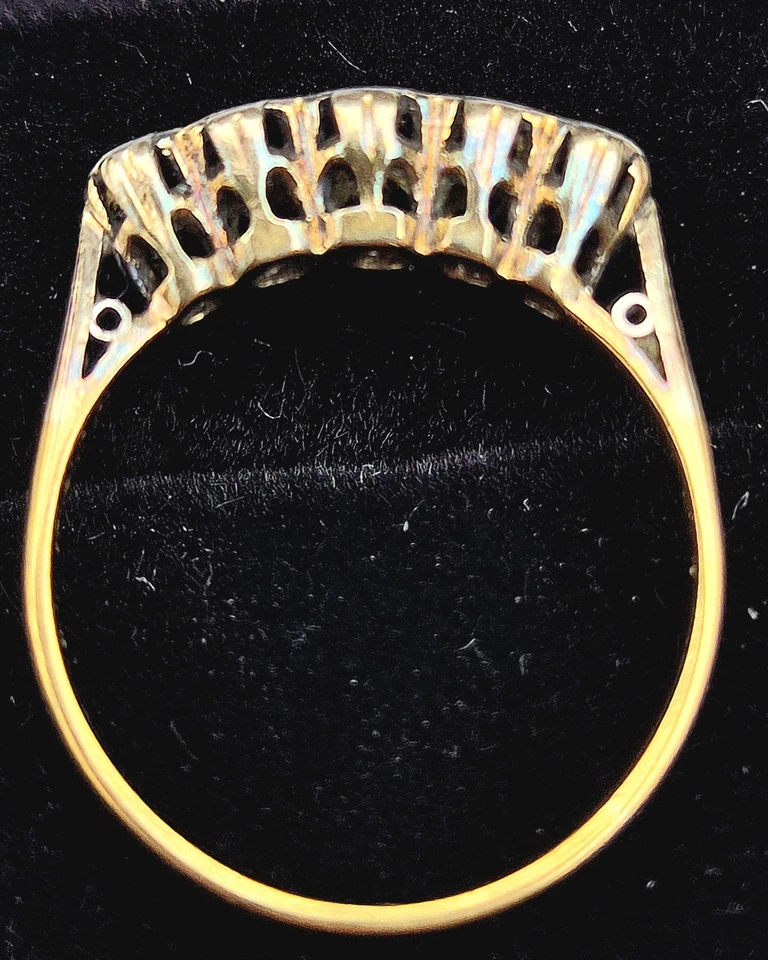 Vintage 1950s 18ct Gold Platinum Diamond Ring | Five Stone VS G–H - Image 3 of 4