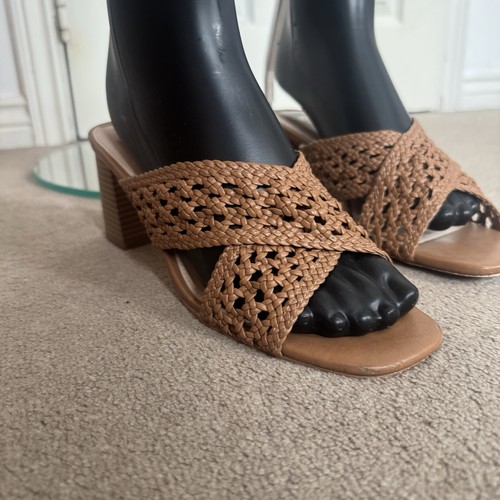 Very Size 7 Block Heel Mule Sandal Tan Light Brown Raffia Medium Heel Summer Hol - Picture 2 of 11