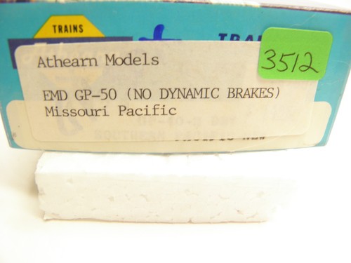 ATHEARN EMD GP 50 DUMMY LOCOMOTIVE - MISSOURI PACIFIC #3512 ~HO SCALE - Picture 8 of 8