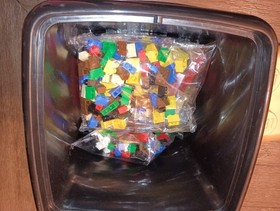 NEW LEGO Limited Edition 50th Anniversary 4105 500 Piece 8 Gold Bricks*SEE PICS*
