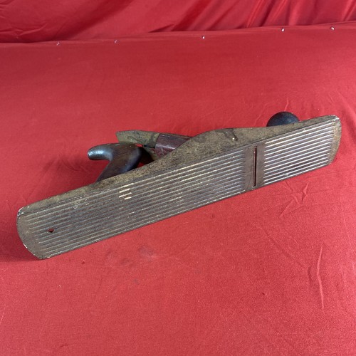 Antique Stanley Bailey Corrugated Bottom Hand Plane - No. 5 1/2 - Picture 11 of 15