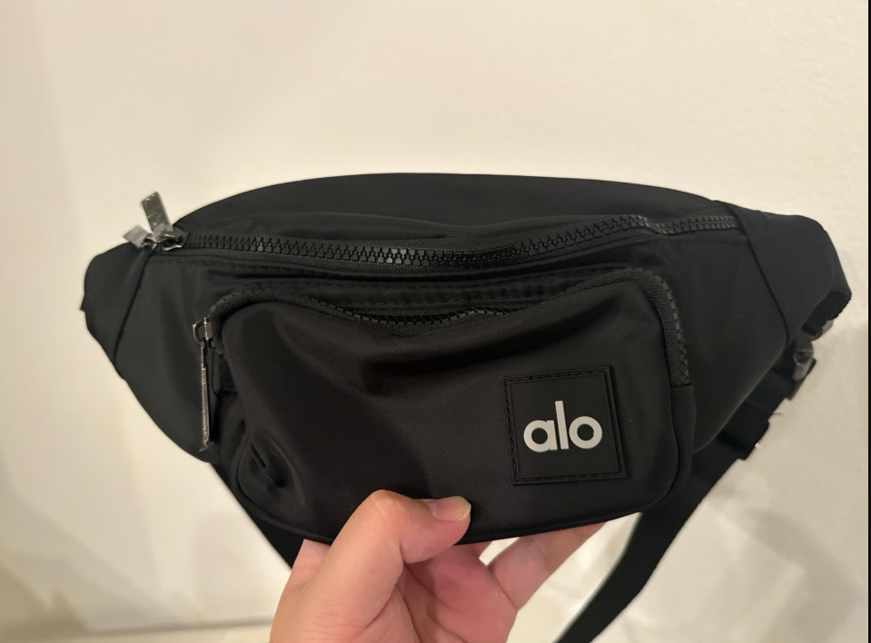 Alo Yoga Explorer Belt Bag – Black Fanny Pack, Crossbody