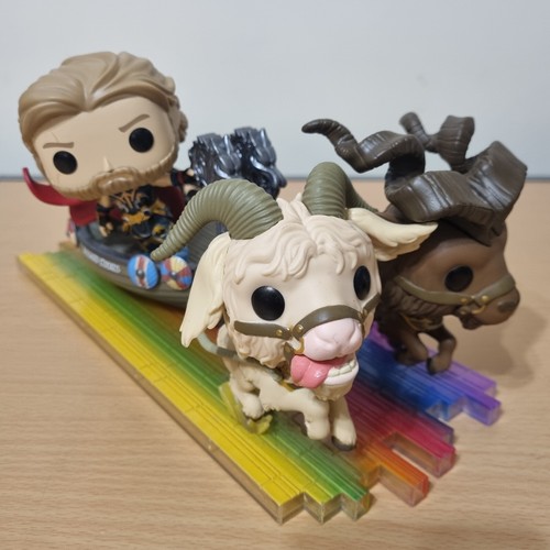 Funko Pop! Figura de juguete Thor Marvel paseo súper de lujo bote de cabra amor y trueno - Imagen 4 de 17