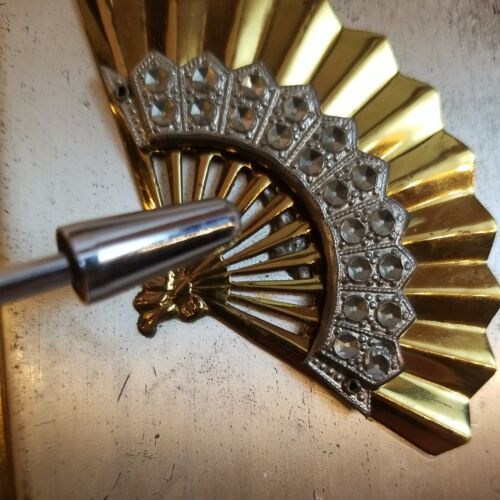 c1950s Vintage Case Bell Compact Makeup Mirror & Cigarette Fan Set - Picture 20 of 24