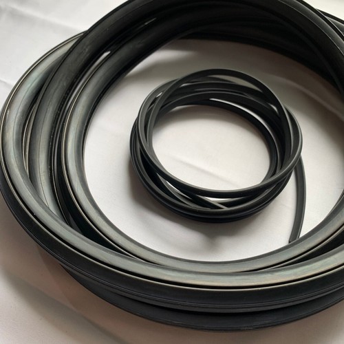 Par de sellos de goma de vidrio ventana escotilla trasera Toyota FJ40 BJ40 Land Cruiser 1968-1973 - Imagen 2 de 5