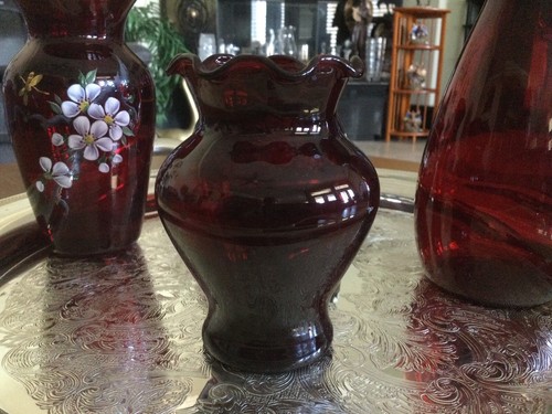 Collection of Handblown Ruby Red Vintage Small Vases/Decanters - Picture 8 of 21