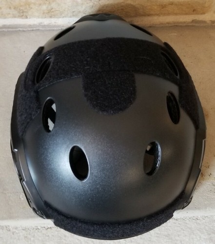 Atairsoft Paintball Helmet. Fits about 23 inch head circumference. - Picture 7 of 11