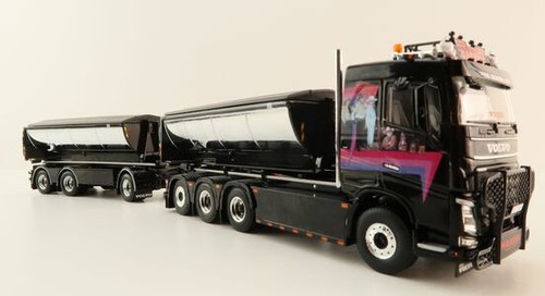 WSI 01-4091 Volvo FH4 8x4 Truck HookLift & Trailer Dukes of Hazzard Haugen 1:50 - Picture 6 of 7