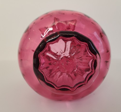 Vintage Fenton Blown Cranberry Art Glass Vase Ribbed Ruffled Flower Shape - Picture 7 of 7