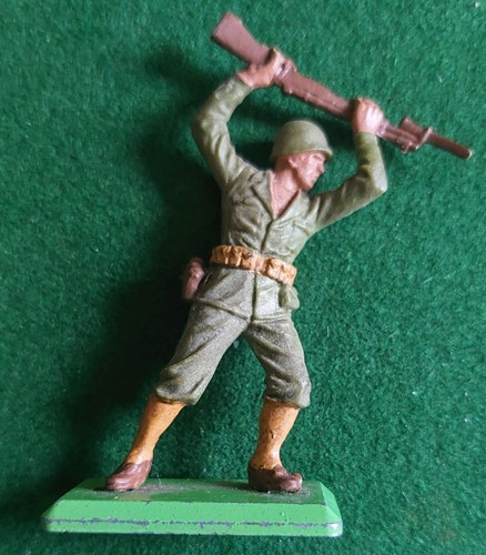 BRITAINS 1971 DEETAIL US Marines AMERICANS with metal stands - Picture 13 of 19