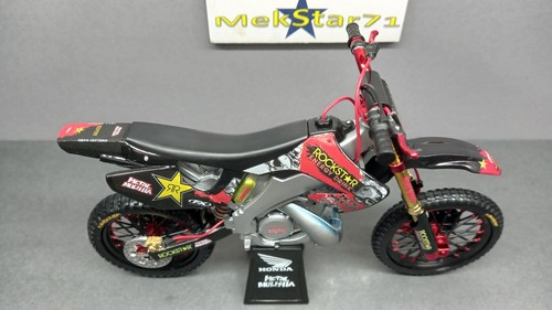 1/12 Metal Mulisha Ronin Syndicate Honda CR 250 Brian Deegan Motocross + Diorama - Imagen 12 de 24