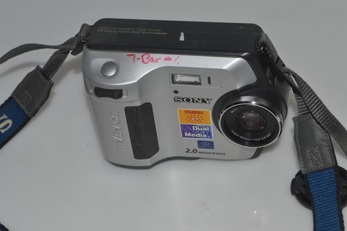 ^^ SONY FD MAVICA MVC-FD200 CAMERA WITH BATTERY (CYN9) - Afbeelding 2 van 4