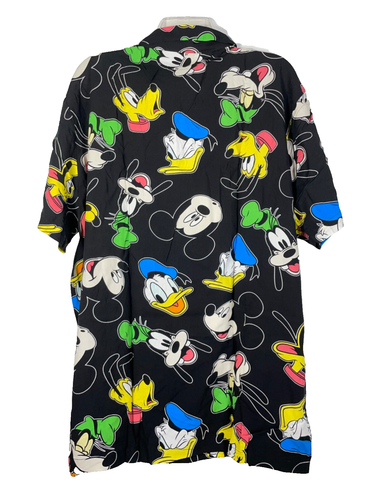 Camisa con botones gráfica de Mickey Mouse y sus amigos de Disney para hombre 2XL 50-52 negra - Imagen 2 de 10