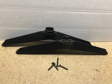 Vizio V4K50M-0807 Stand / Feet w screws 1110-4003336-270205017260