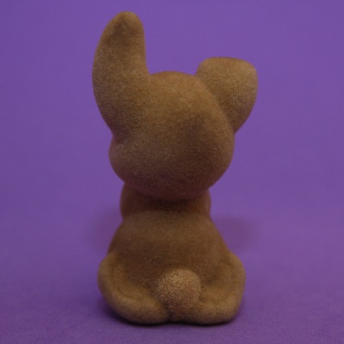 Hallmark Merry Miniature Easter 1984 Praying Bunny Flocked EHA3401 Brown Mini - Picture 2 of 3