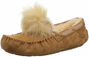 Ugg women's dakota pom pom moccasin Clearance