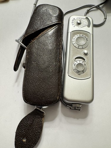 Minox B Ultra Miniature Film Spy Camera Case Chain - Picture 6 of 9
