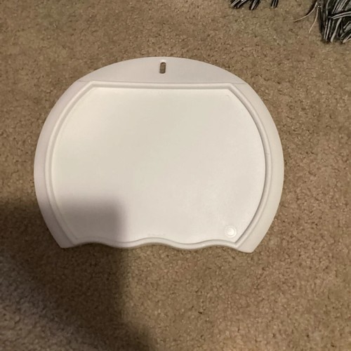 Tupperware #3174 WHITE Over-the-Bowl Heavy Duty Cutting Board - Picture 2 of 2