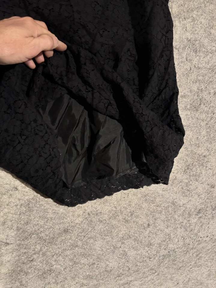 Falda Banana Republic Talla 6 Encaje Femenino Coqueta Oficina Romántica Y2K De Colección Foto 2 de 4