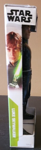 HASBRO STAR WARS LUKE SKYWALKER 9.5" ACTION FIGURE W/ LIGHT SABER - NEW IN BOX - Picture 3 of 3