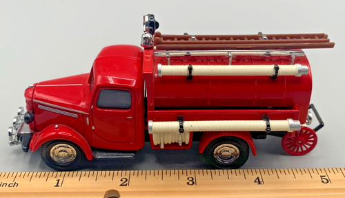 Matchbox Collectibles YFE04 1939 Bedford Tanker - Bild 2 von 5