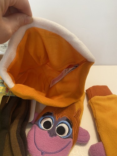 Disney The Jungle Book SHERE KHAN Hat KAA Scarf & KING LOUIE Mittens Set NEW - Picture 7 of 9