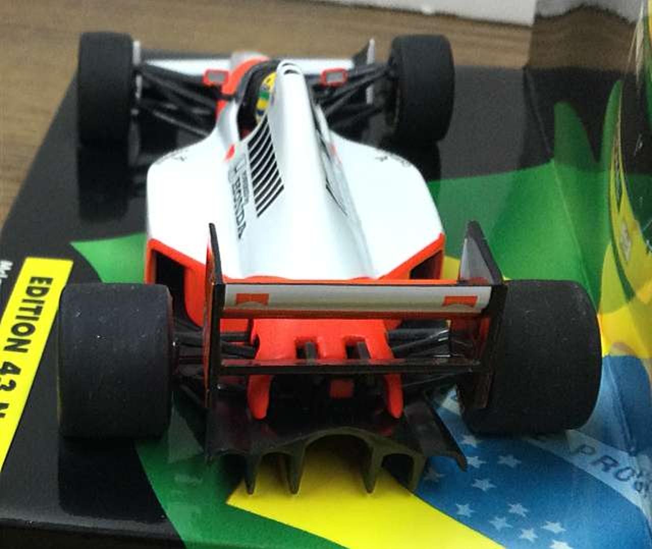 Picture 4 of 9