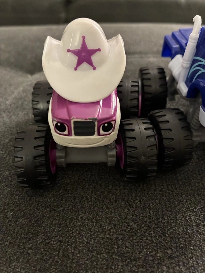 Mattel Blaze & the Monster Machines Die-Cast Truck - Image 4 of 4