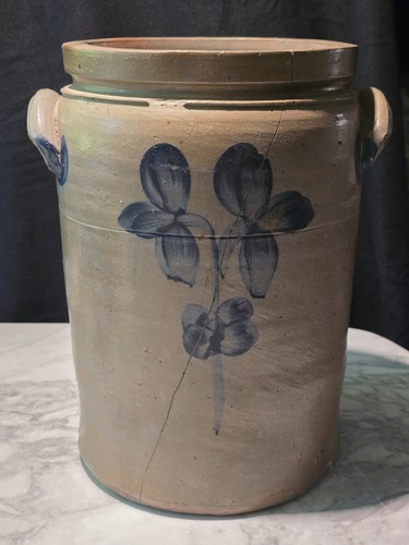 CA 1865 PETER HERRMANN 3 GAL VASIJAS CON ASAS Y TRÉBOL DE COBALTO EN AMBOS LADOS - Imagen 7 de 24