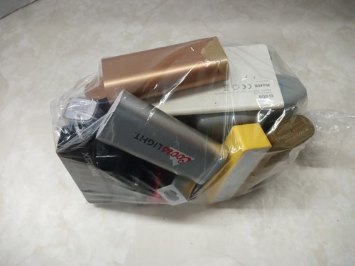 Lot banque batterie lithium ion différentes tailles occasion - 002 - Photo 2 sur 5