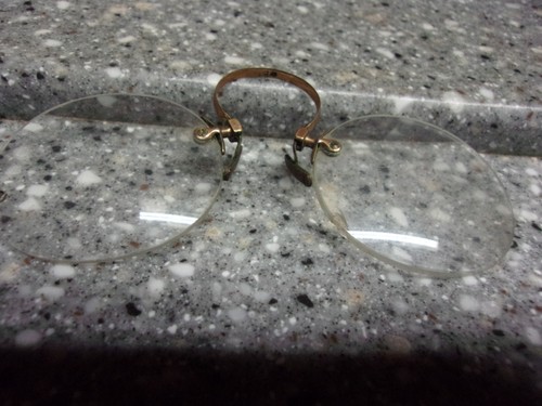 B628 antique eye glasses nose piece