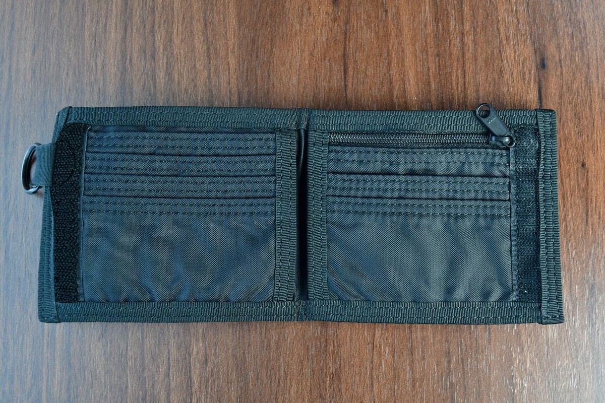 『Hollywood WALLET BLACK』 Rare Hollywood Ranch Market x PORTER Wallet Black Bi-fold Tokyo