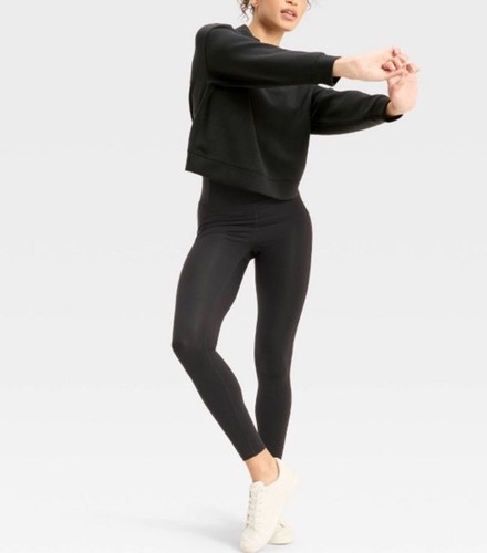 Women’s All In Motion Airy Sleek Polo Sweatshirt Black XL Retail $30 - Picture 3 of 8
